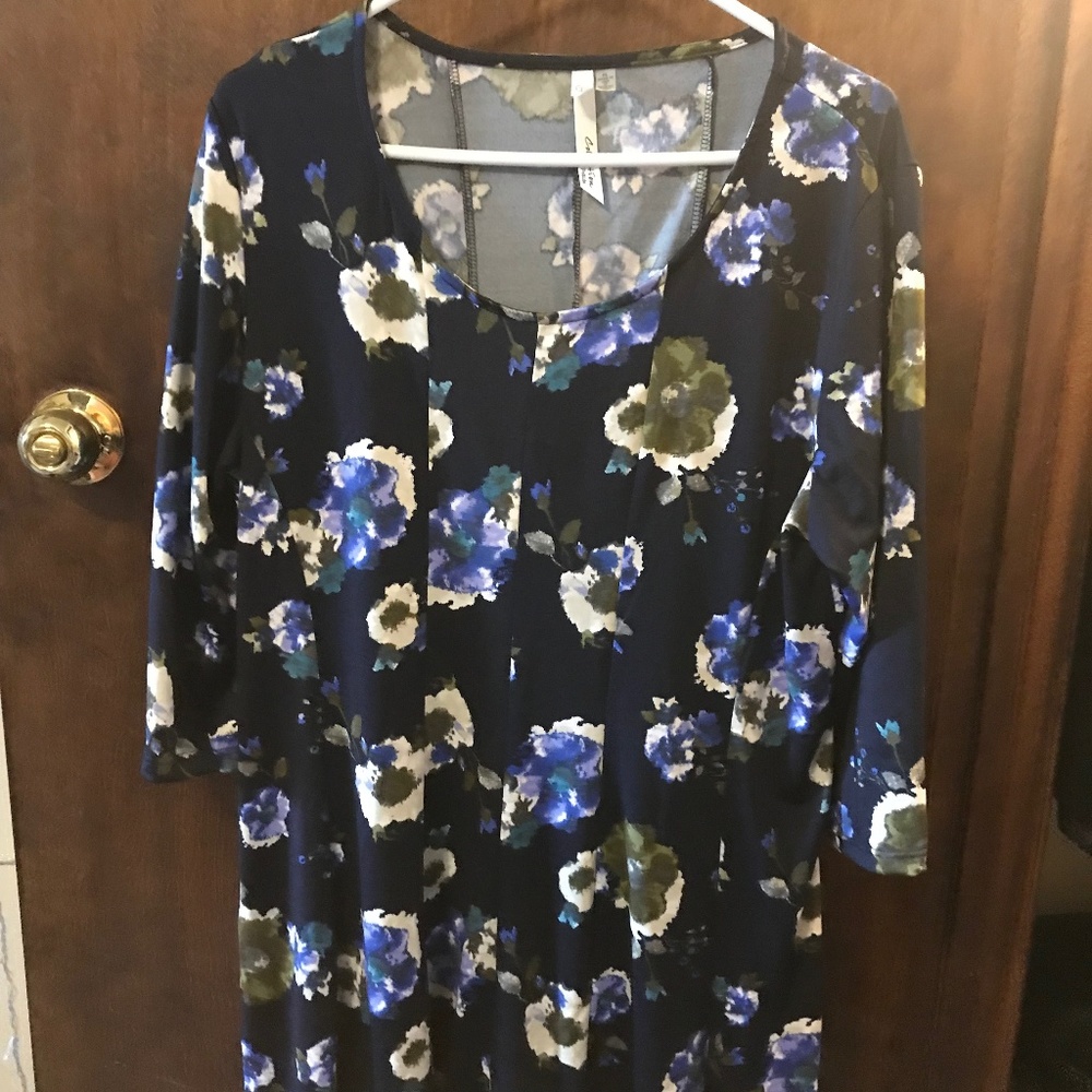 Floral Quarter Sleeve Dress